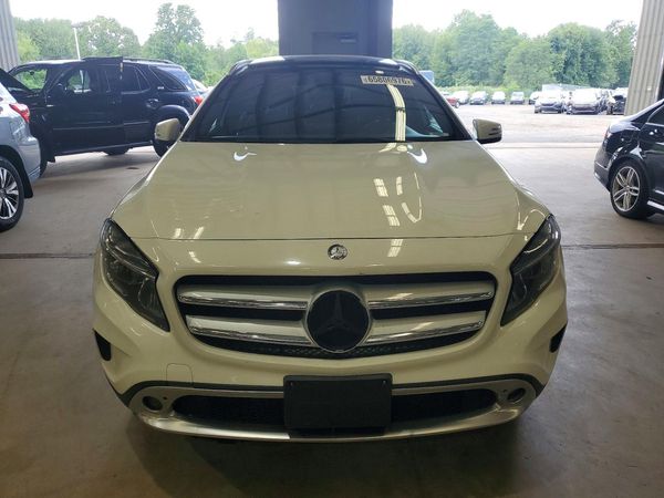 2017 MERCEDES-BENZ GLA GLA250 — DIRF