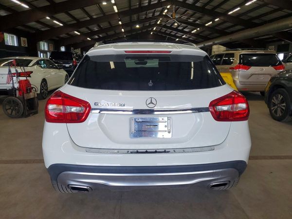2017 MERCEDES-BENZ GLA GLA250 — DIRR