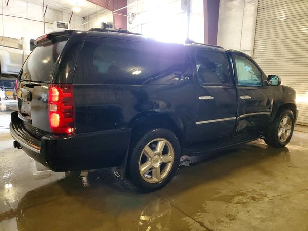 2013 CHEVROLET SUBURBAN LTZ
