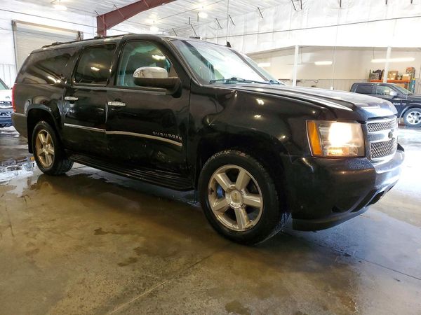 2013 CHEVROLET SUBURBAN LTZ