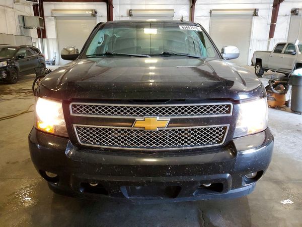 2013 CHEVROLET SUBURBAN LTZ