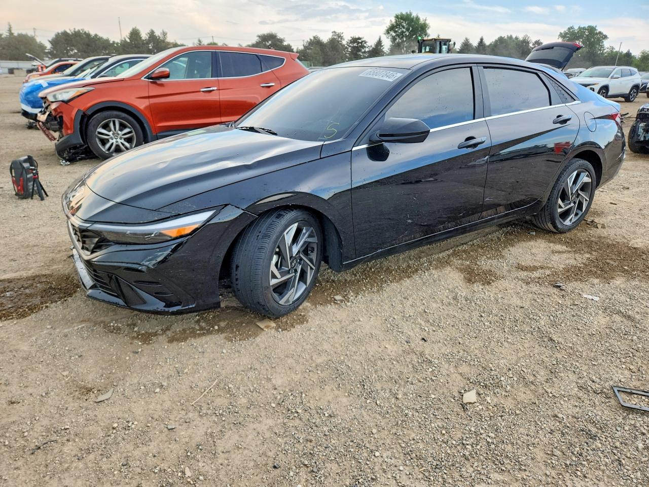 2024 HYUNDAI ELANTRA
