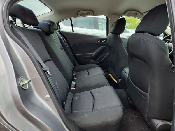 2014 MAZDA 3 SV/Base