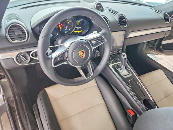 2024 PORSCHE CAYMAN