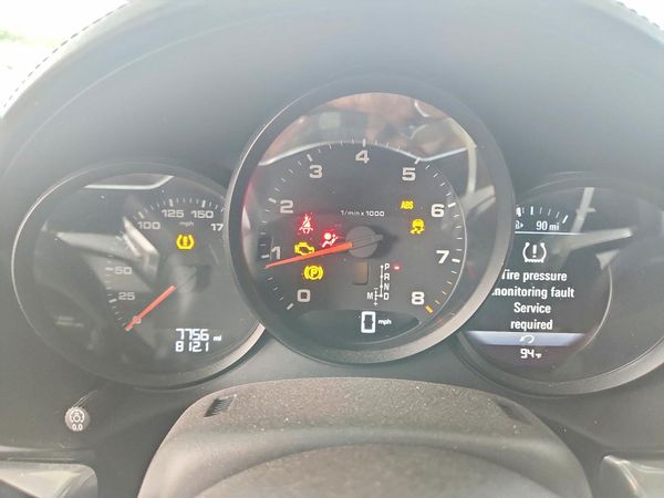 2024 PORSCHE CAYMAN