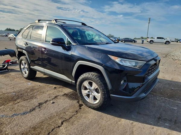 2019 TOYOTA RAV4 XLE / XLE Premium 4WD