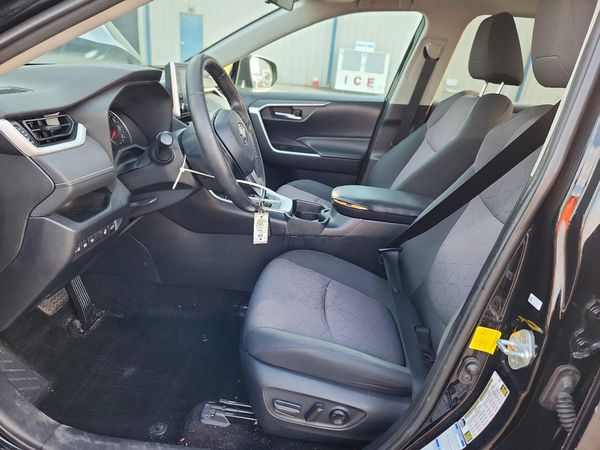 2019 TOYOTA RAV4 XLE / XLE Premium 4WD