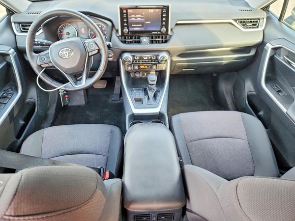 2019 TOYOTA RAV4 XLE / XLE Premium 4WD