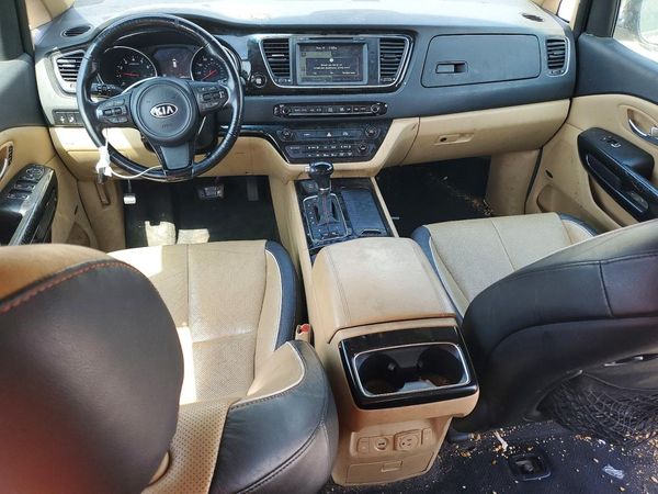 2015 KIA SEDONA GLS - Middle level