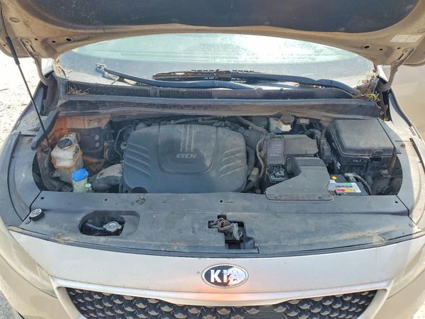 2015 KIA SEDONA GLS - Middle level