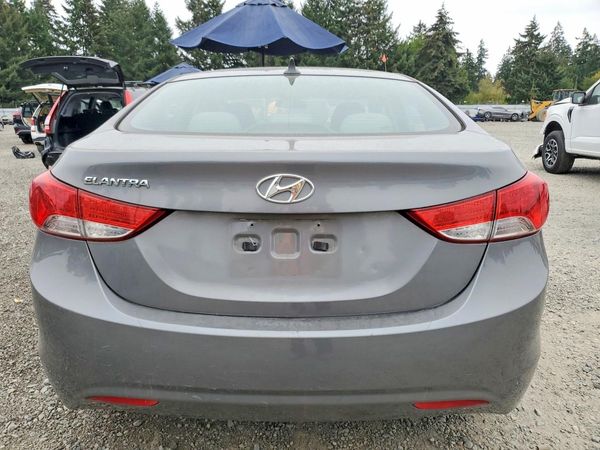 2012 HYUNDAI ELANTRA GLS(Middle grade)