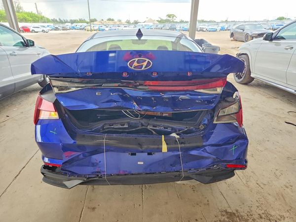 2021 HYUNDAI ELANTRA