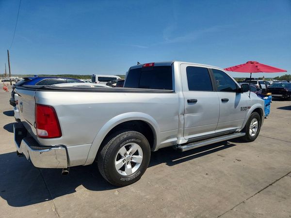 2014 RAM 1500 SLT CREW CAB 4X2