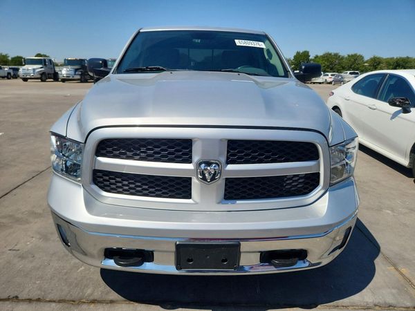 2014 RAM 1500 SLT CREW CAB 4X2
