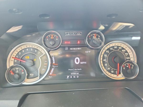 2014 RAM 1500 SLT CREW CAB 4X2