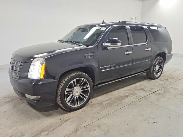 2012 CADILLAC ESCALADE — DSFA — Front 3/4