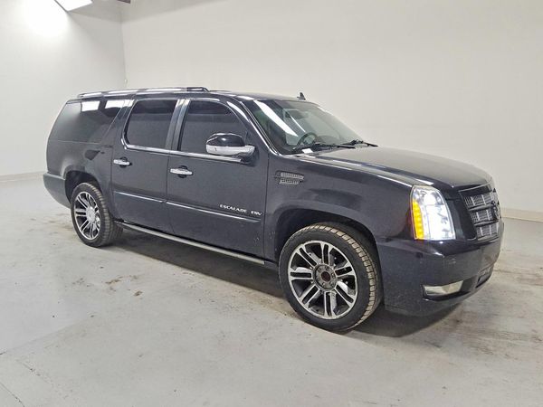 2012 CADILLAC ESCALADE ESV Premium — Passenger 3/4