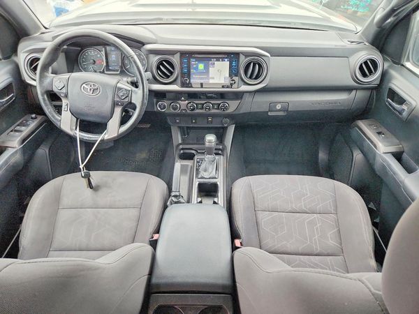 2016 TOYOTA TACOMA