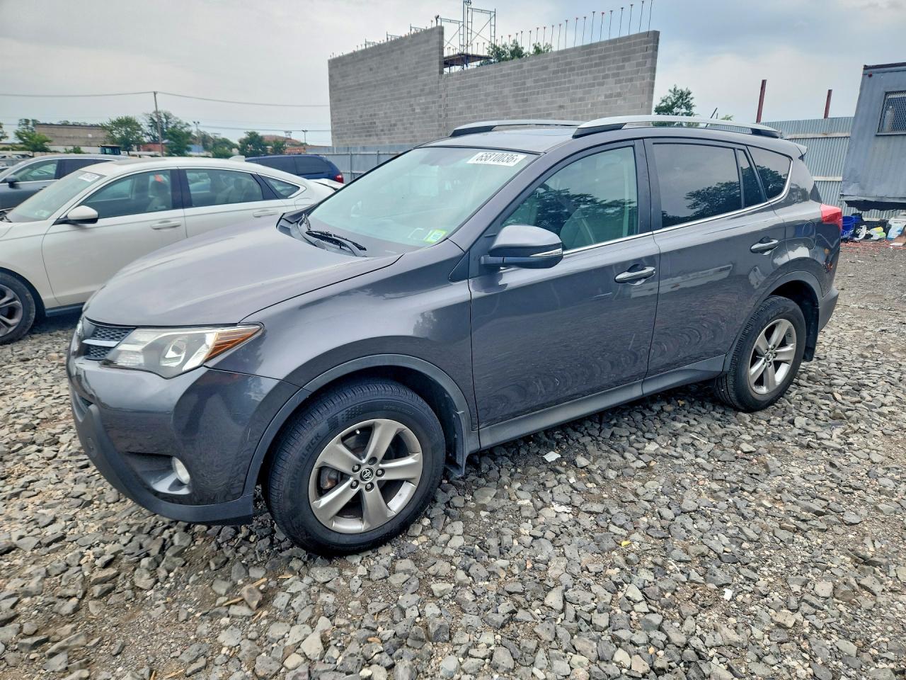 2015 TOYOTA RAV4 XLE (M Grade)