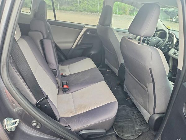 2015 TOYOTA RAV4 XLE (M Grade)
