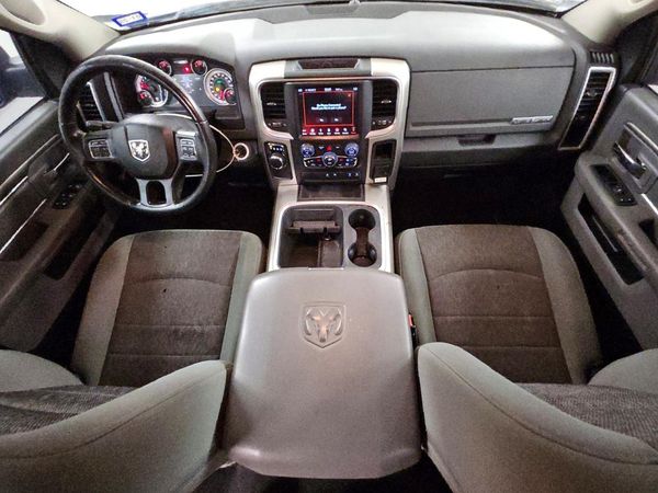 2018 RAM 1500 SLT