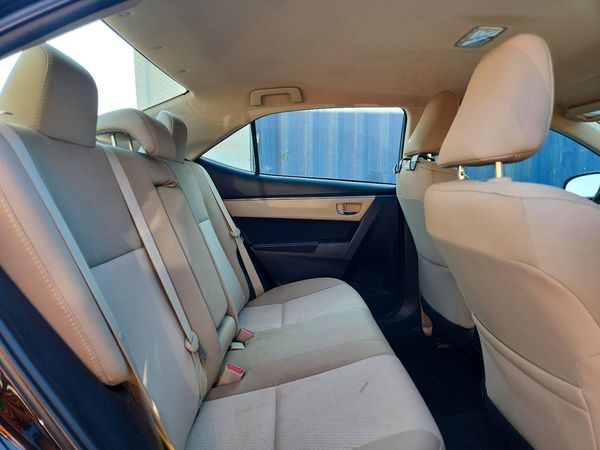 2015 TOYOTA COROLLA