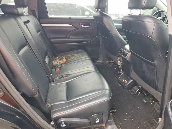 2018 TOYOTA HIGHLANDER