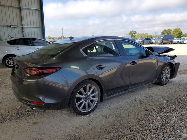 2019 MAZDA 3