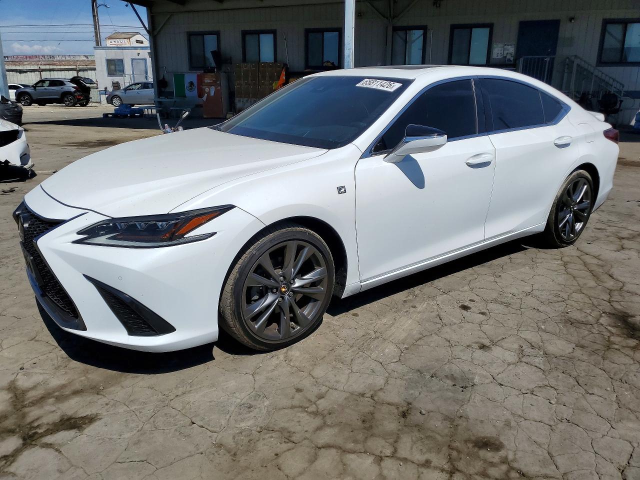 2019 LEXUS ES