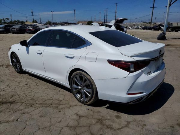 2019 LEXUS ES