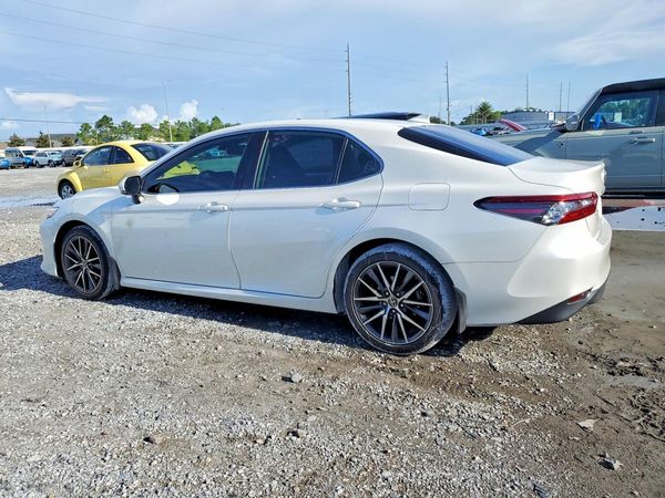 2021 TOYOTA CAMRY