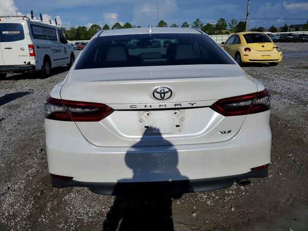 2021 TOYOTA CAMRY