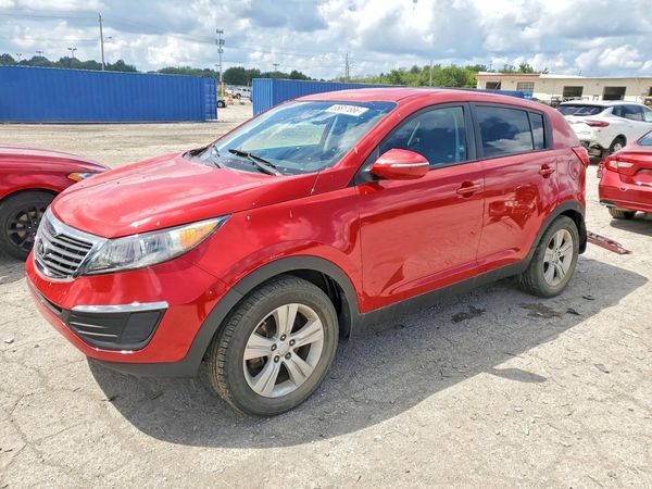 2013 KIA SPORTAGE LX — Front 3/4