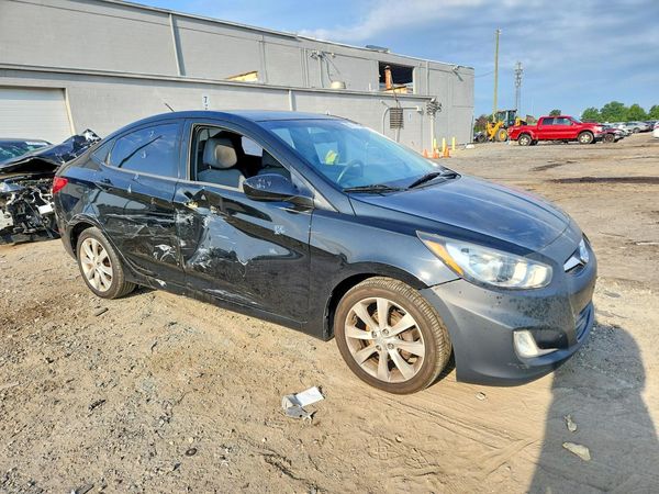 2012 HYUNDAI ACCENT GLS (Middle grade)
