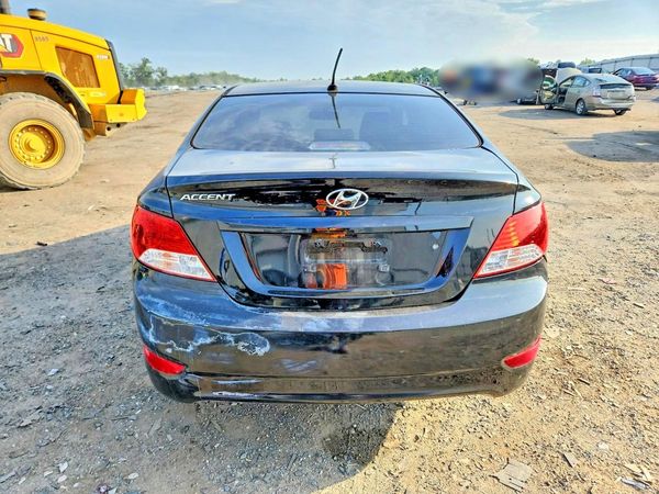 2012 HYUNDAI ACCENT GLS (Middle grade)
