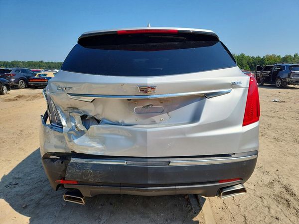 2018 CADILLAC XT5