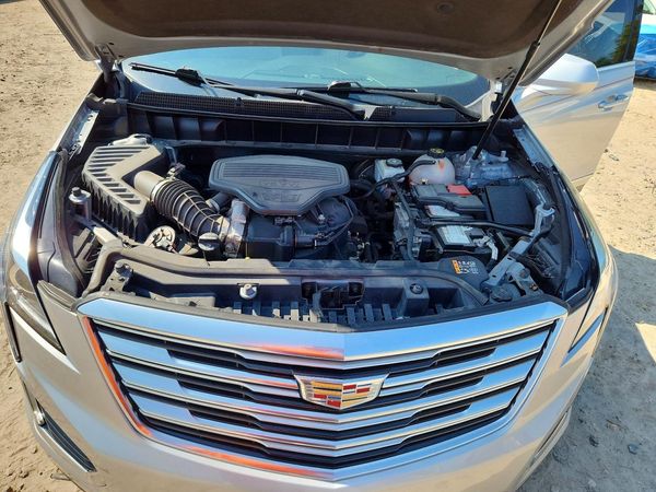2018 CADILLAC XT5