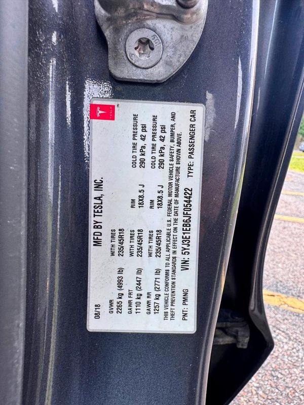 2018 TESLA MODEL 3