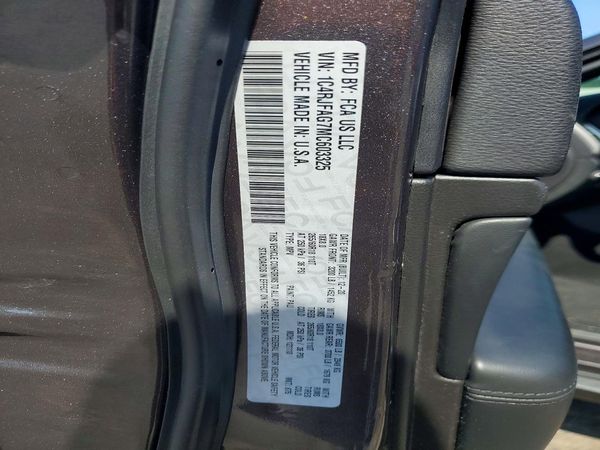 2021 JEEP GRAND CHEROKEE Laredo