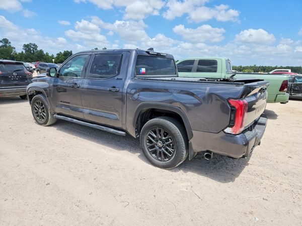2025 TOYOTA TUNDRA Limited