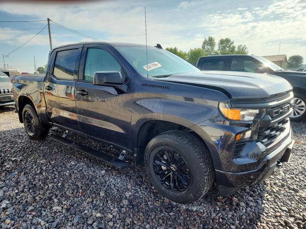 2023 CHEVROLET SILVERADO Custom — Passenger 3/4