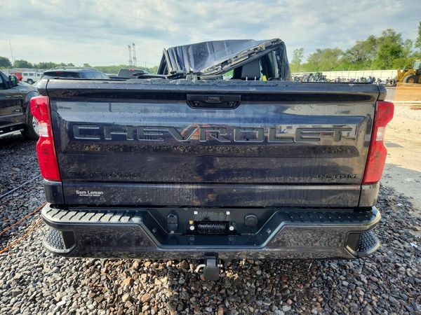 2023 CHEVROLET SILVERADO Custom — DIRR