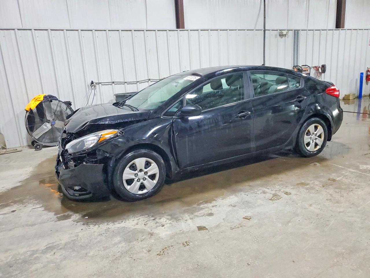 2016 KIA FORTE GL (Middle-Low Grade)