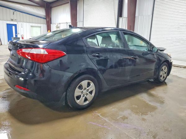2016 KIA FORTE GL (Middle-Low Grade)