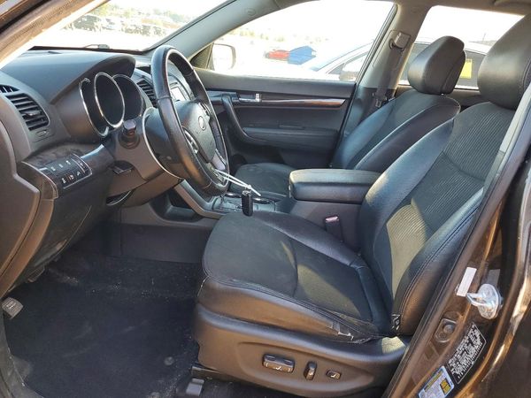 2012 KIA SORENTO GLS(Middle grade) — DENT