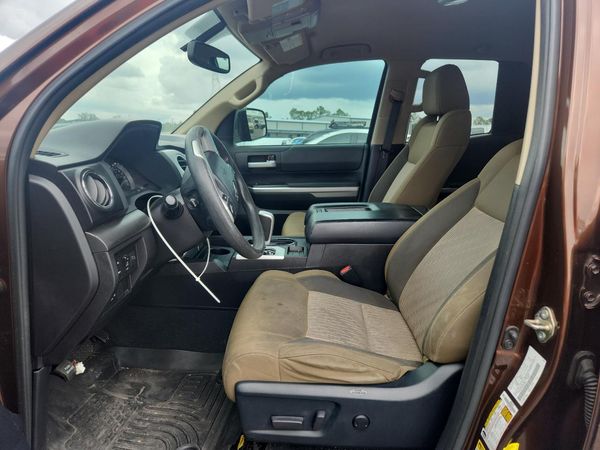 2016 TOYOTA TUNDRA SR/SR5