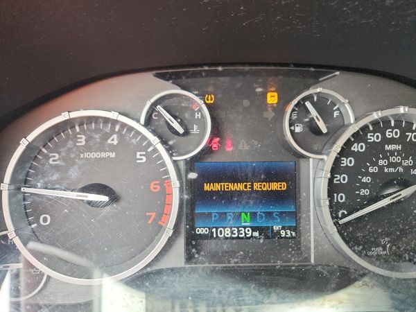 2016 TOYOTA TUNDRA SR/SR5