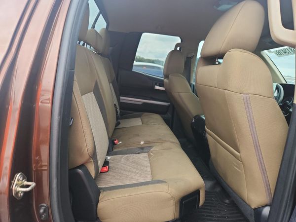 2016 TOYOTA TUNDRA SR/SR5