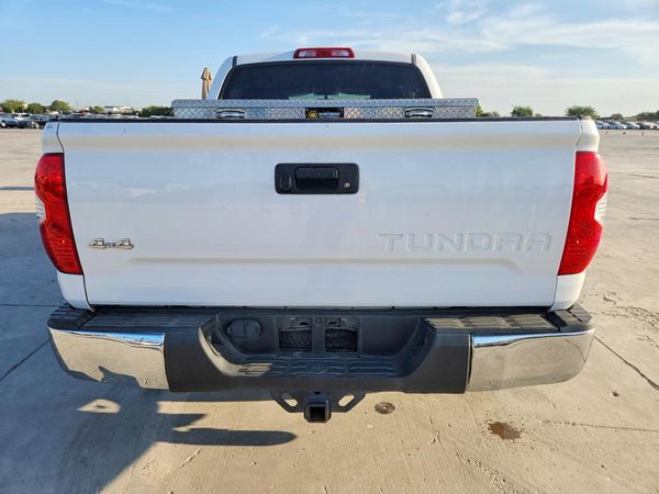 2016 TOYOTA TUNDRA