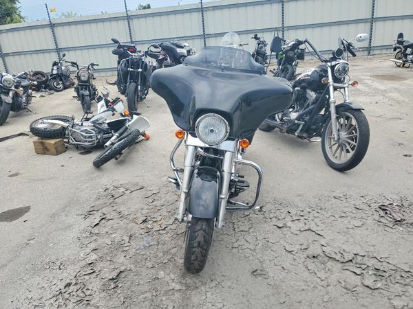 2012 HARLEY-DAVIDSON FLHX